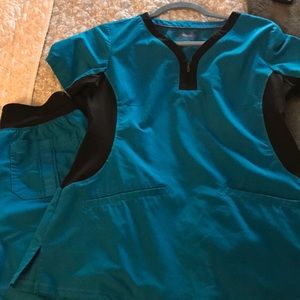 Healing hands scrub set